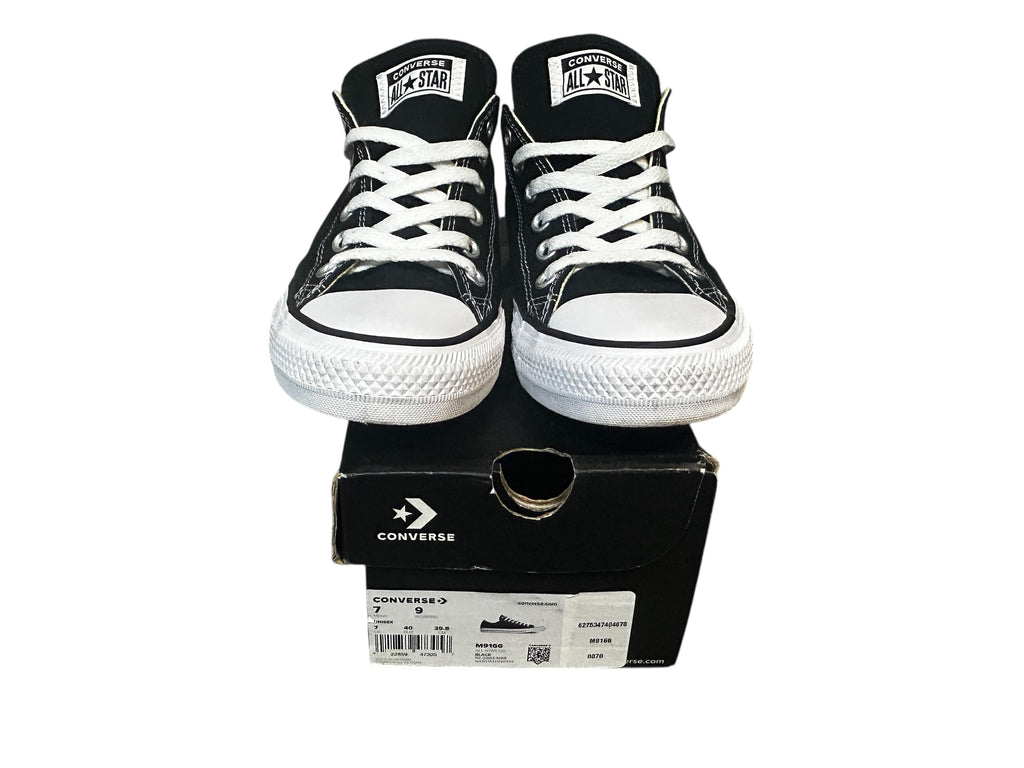 Converse All Star Black White Chuck Taylor Low Top Unisex Men Size 7 (Women 9)
