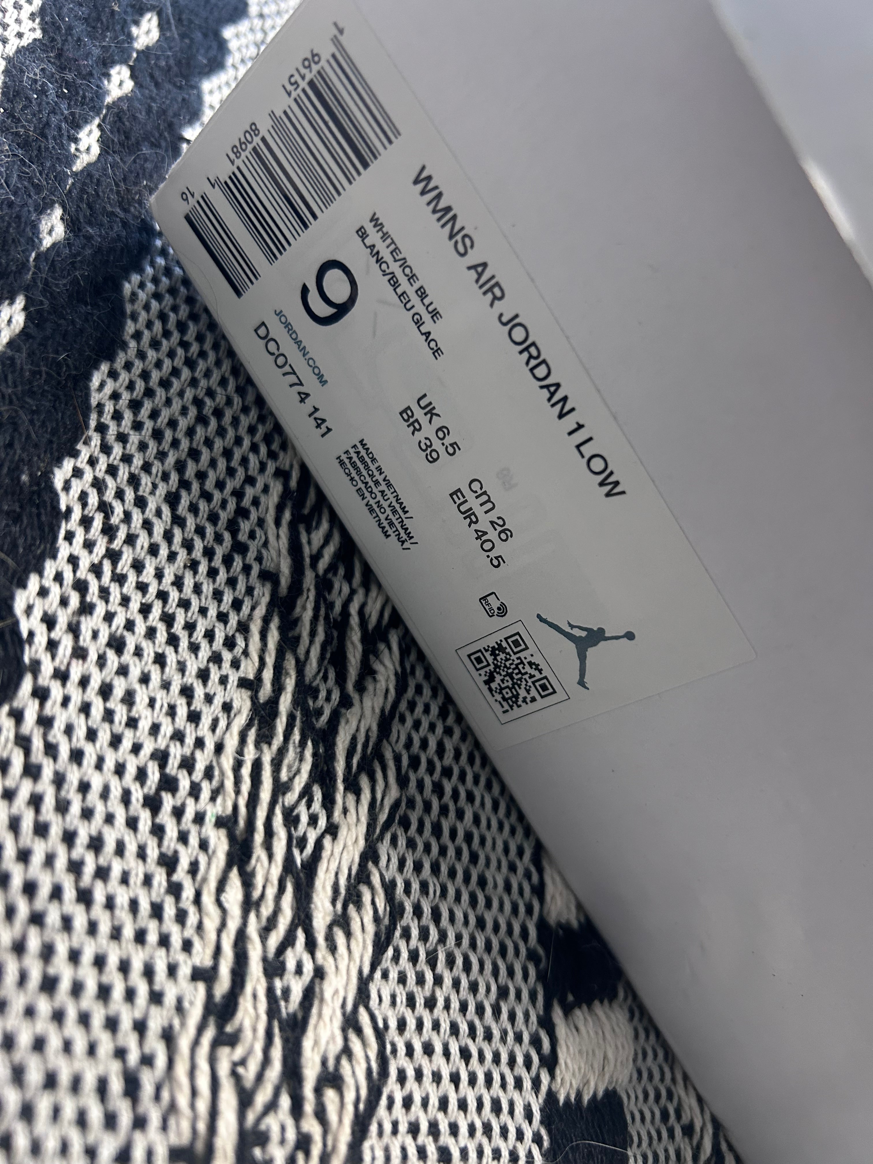 Air Jordan 1 Low Ice Blue Womens Size 9